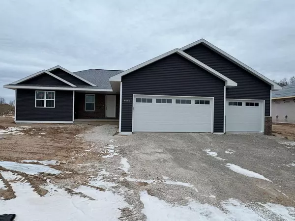 4669 RICHARD LANE, Green Bay, WI 54313