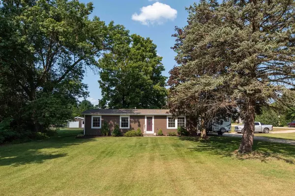 N3567 COUNTY ROAD W, New London, WI 54961