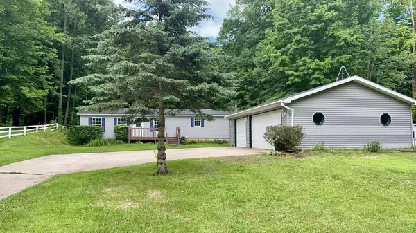 12850 S WHITE POTATO LAKE ROAD, Pound, WI 54161