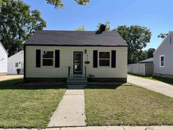 813 15TH AVENUE, Green Bay, WI 54304