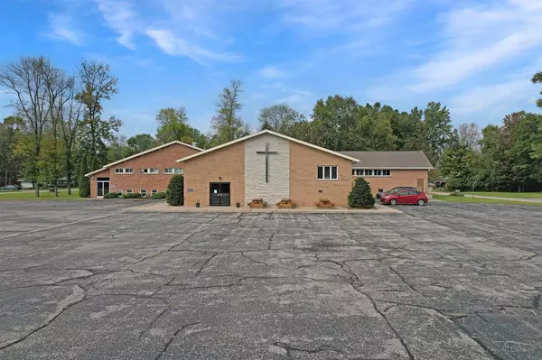 Menominee, MI 49858,511 47TH AVENUE