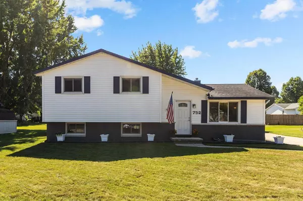 752 MC ARTHUR STREET, Fond Du Lac, WI 54935