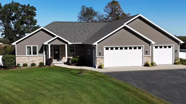 N3782 FOX TRAIL TRAIL, New London, WI 54961