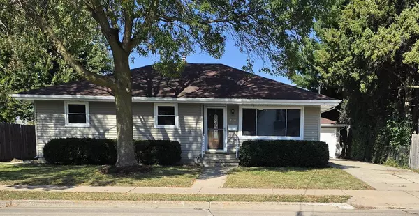 720 E CALUMET STREET, Appleton, WI 54915