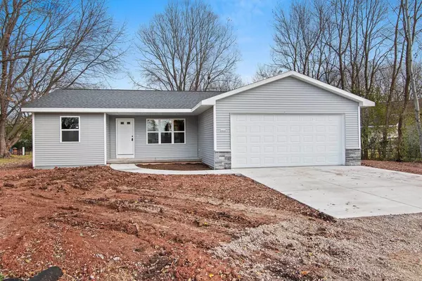 8488 BRYNMOR LANE, Winchester, WI 54947