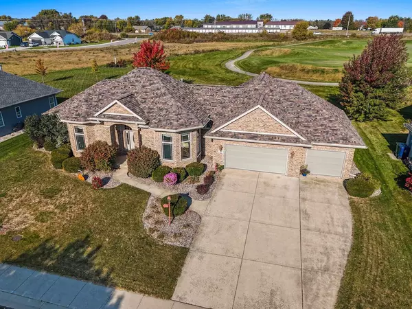 514 ROYAL ST PATS DRIVE, Wrightstown, WI 54180