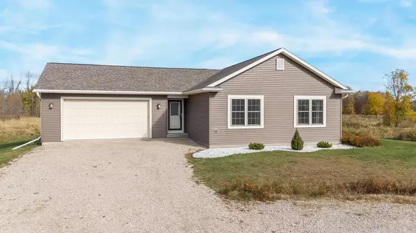 9124 COUNTY ROAD B, Winneconne, WI 54986