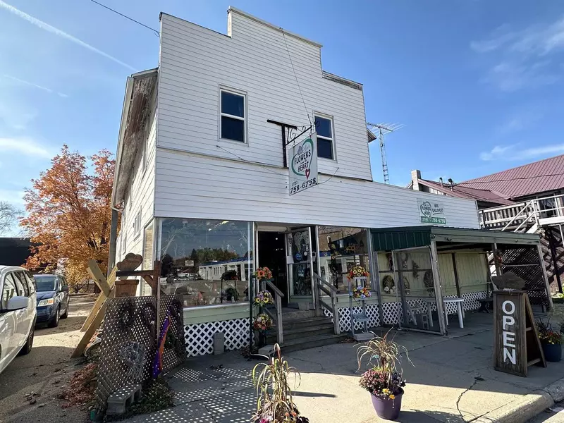 126 E GREEN BAY STREET, Bonduel, WI 54107