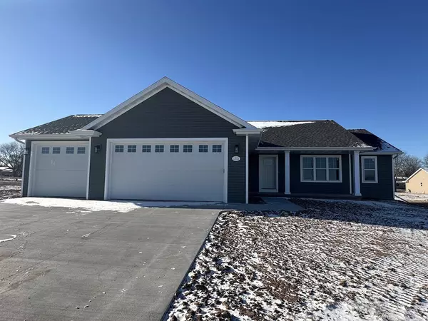 1301 S KENSINGTON DRIVE, Appleton, WI 54915