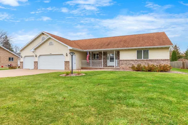 N9670 DARBOY DRIVE, Appleton, WI 54915