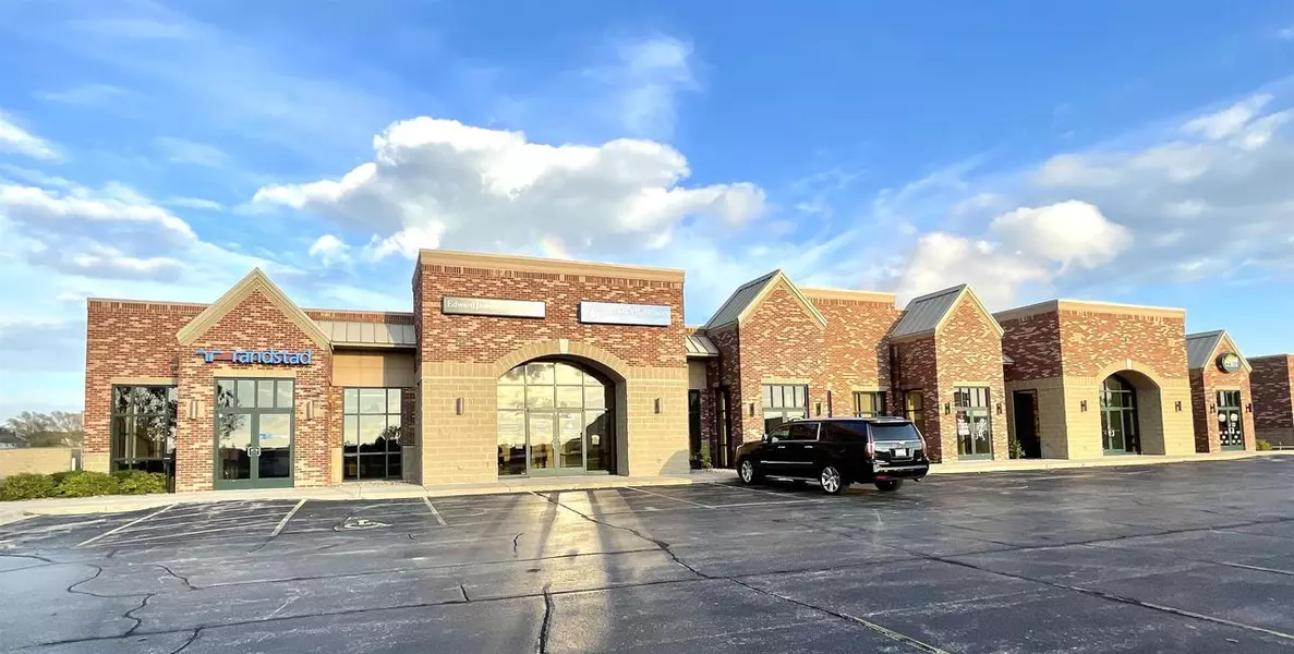 821 S HURON ROAD, Green Bay, WI 54311