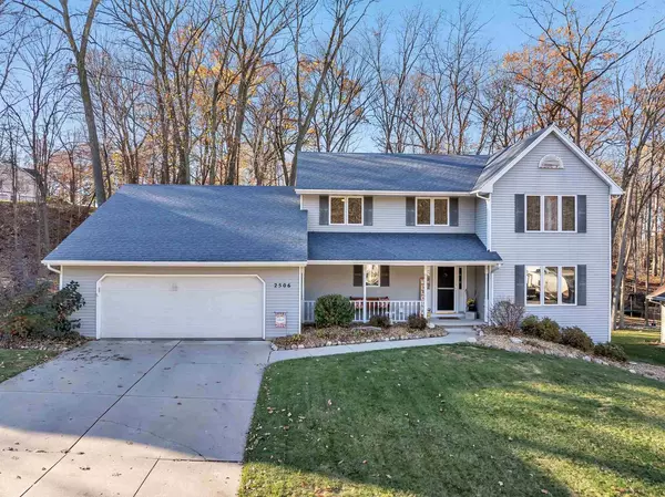 2506 WILDWOOD DRIVE, Green Bay, WI 54302