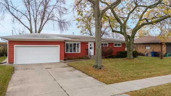 1528 REPP AVENUE, Oshkosh, WI 54902