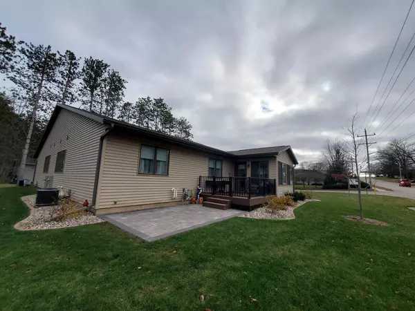 Shawano, WI 54166,1601 TIMBER TRAIL