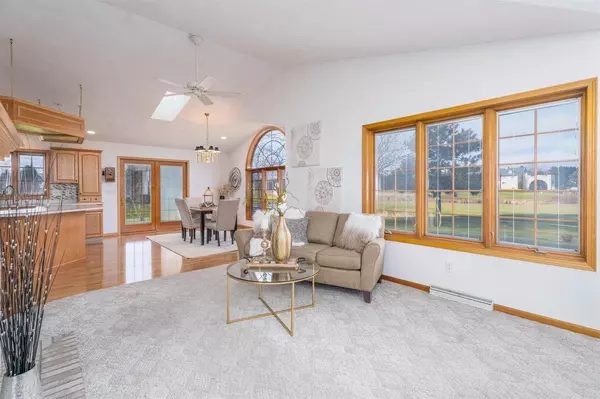 Waupaca, WI 54981,1500 FOXFIRE COURT