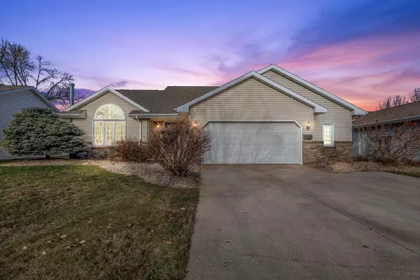 Appleton, WI 54915,2830 E DIETZEN DRIVE