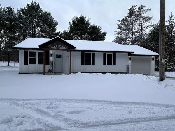 W1313 COUNTY ROAD B, Marinette, WI 54143