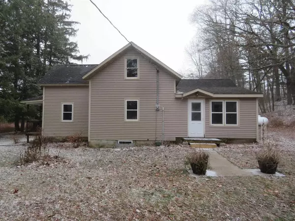 E177 BROTEN ROAD, Iola, WI 54945