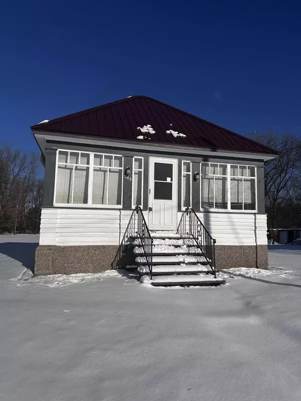 309 MAIN STREET, Oconto, WI 54153