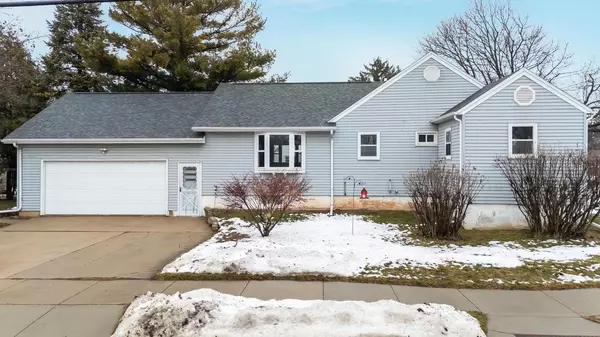 777 CONGRESS STREET, Neenah, WI 54956