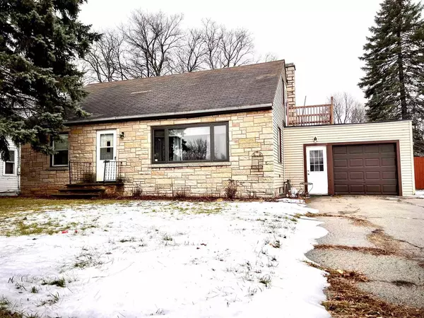 1825 SHAWANO AVENUE, Green Bay, WI 54303