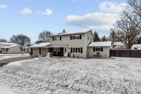 1298 GLENVIEW DRIVE, Neenah, WI 54956