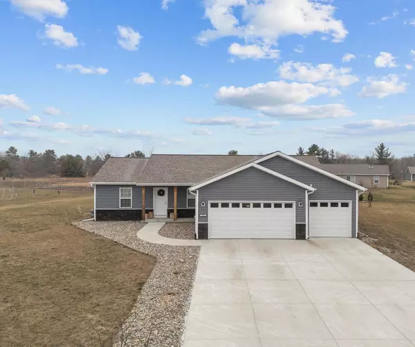 608 PAPER CITY CIRCLE, Mosinee, WI 54455