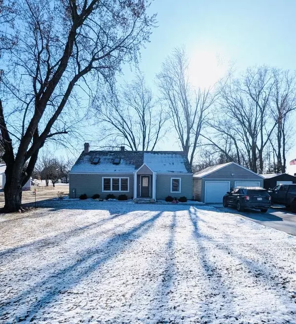 3087 BROOKS ROAD, Oshkosh, WI 54904