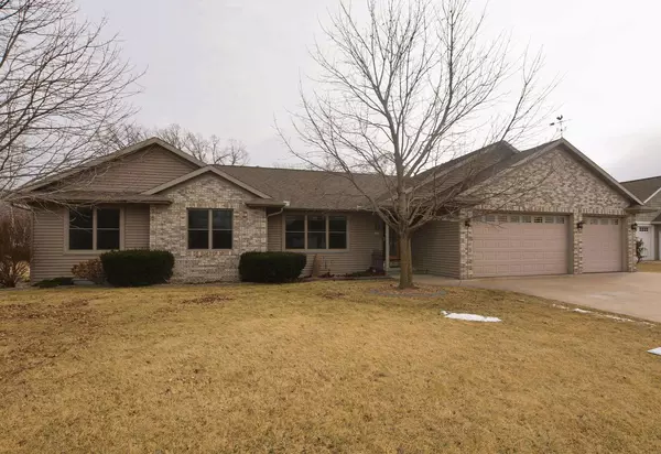 3355 NELSON ROAD, Oshkosh, WI 54904