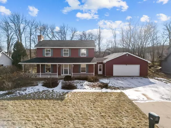 1383 FOX BURROW COURT, Neenah, WI 54956