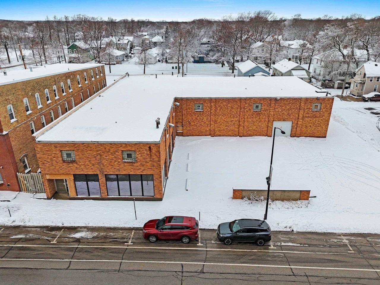 Green Bay, WI 54303,419 N BROADWAY STREET