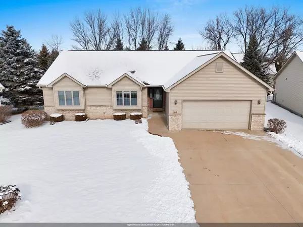 69 PENBROOK CIRCLE, Appleton, WI 54913