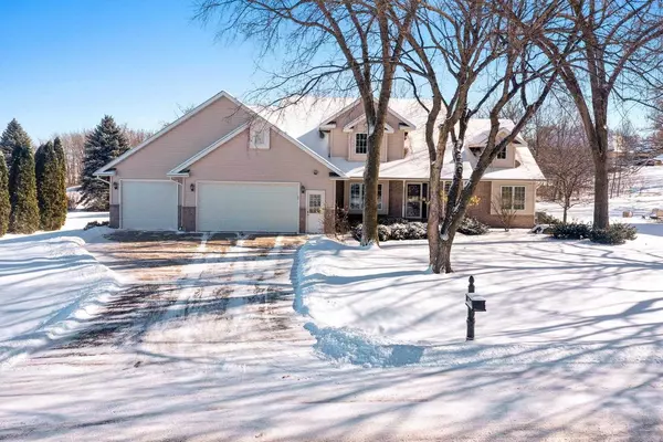 4274 BELLHAVEN LANE, Oshkosh, WI 54904