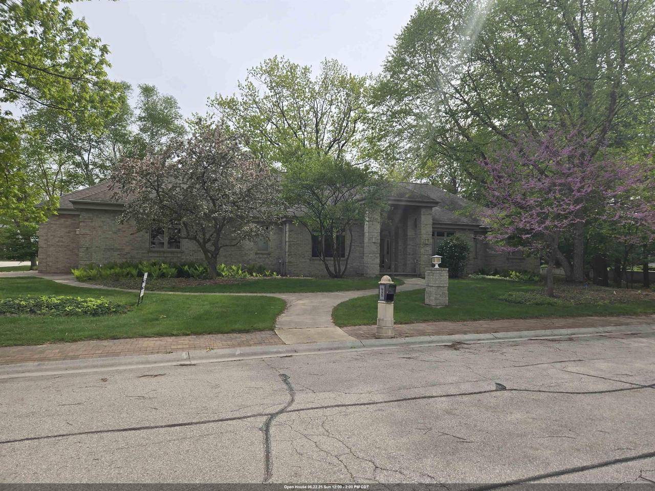 995 HIGHLAND SPRINGS COURT, Oneida, WI 54155