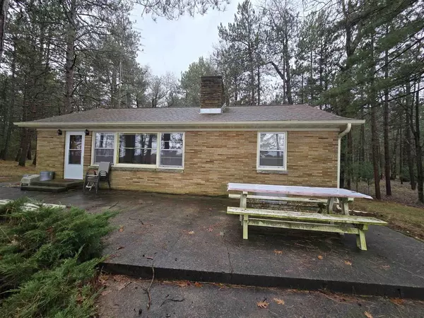 Hancock, WI 54943,W12194 GREENWOOD ROAD