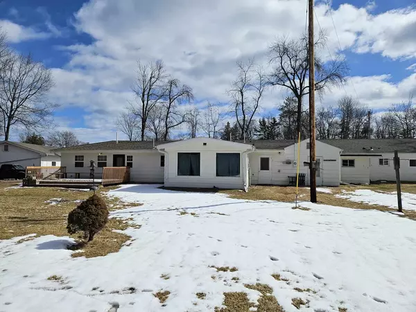 Menominee, MI 49858,N1055 M-35