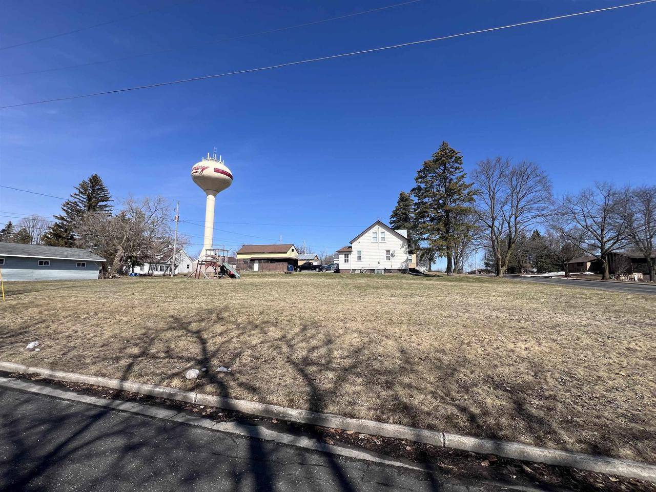 618 OAK STREET, Luxemburg, WI 54217