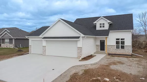 W7059 JACLYN LANE,  Greenville,  WI 54942