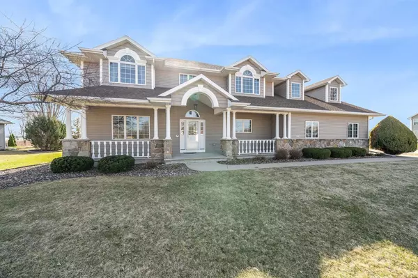 3895 SHOREBIRD COURT, Oshkosh, WI 54904