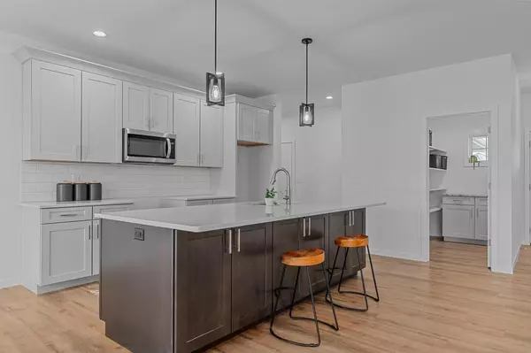 Menasha, WI 54952,W5808 ROUNDSTONE PLACE