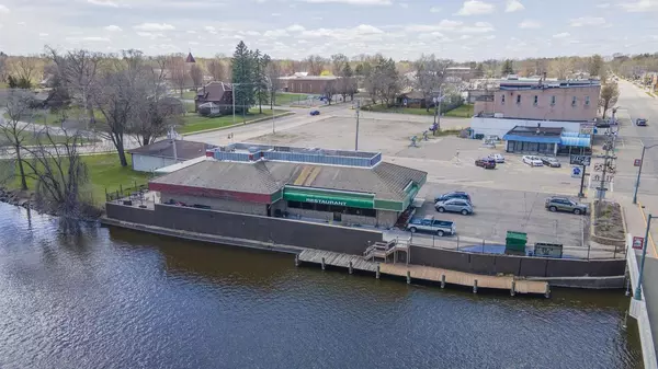 186 BROADWAY STREET, Berlin, WI 54923