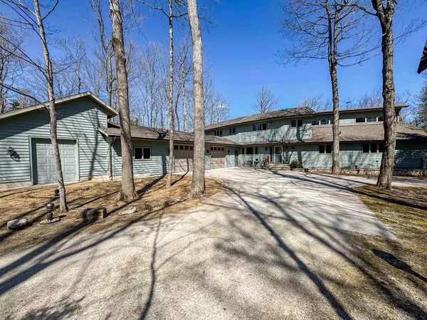 2072 S LAKE MICHIGAN DRIVE, Sturgeon Bay, WI 54235