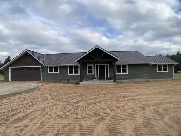 N6450 FOX LANE, Shawano, WI 54166