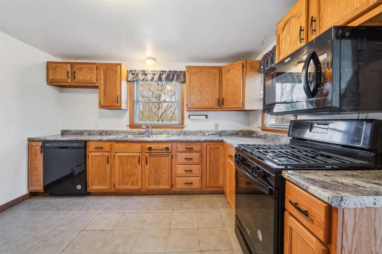 Oshkosh, WI 54902,28 SENNHOLZ COURT