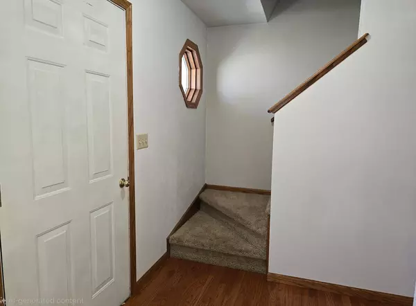 Fond Du Lac, WI 54935,978 SPRINGS ROAD