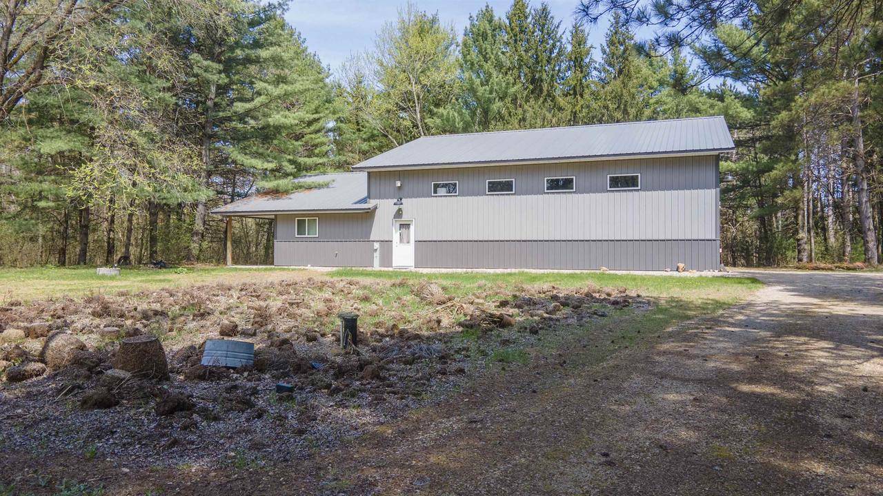 W10236 BUTTERCUP AVENUE, Wautoma, WI 54982
