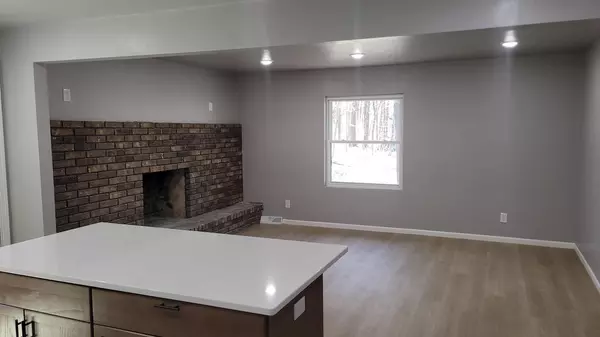 Marinette, WI 54143,761 MCALLISTER AVENUE