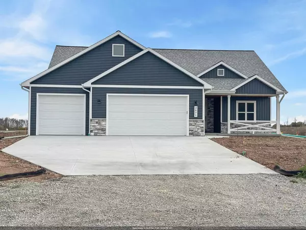 2671 LAWRENCE LANE, Neenah, WI 54956