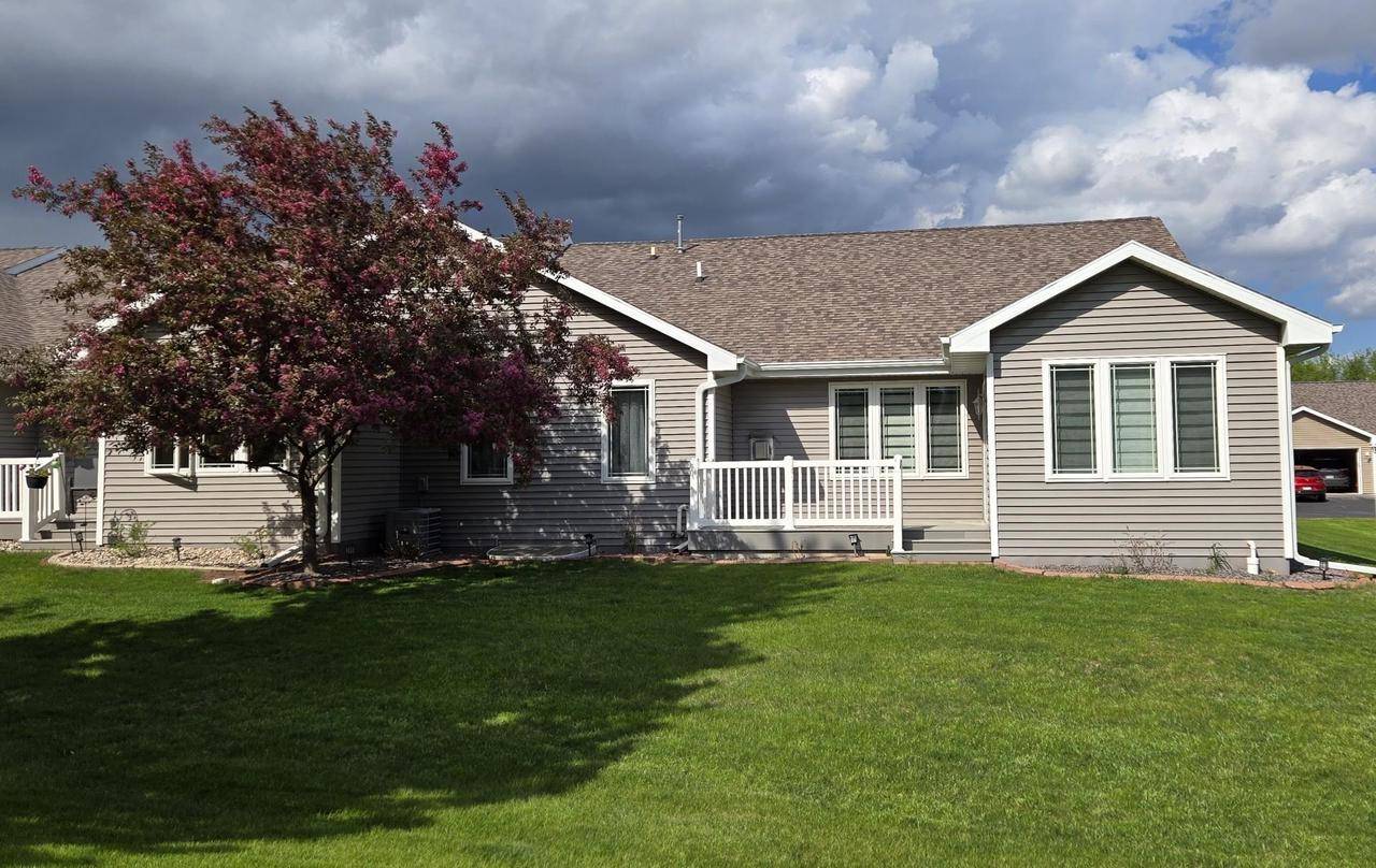 Fond Du Lac, WI 54935,111 STONE CASTLE DRIVE