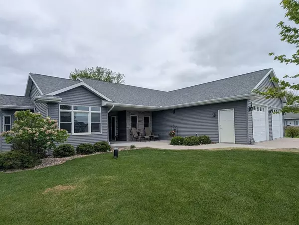 Oshkosh, WI 54901,5235 KILLDEER LANE